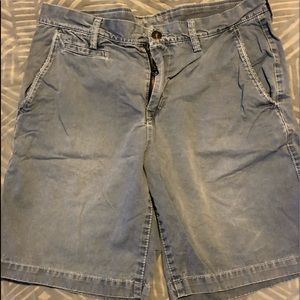 Men’s American Eagle shorts